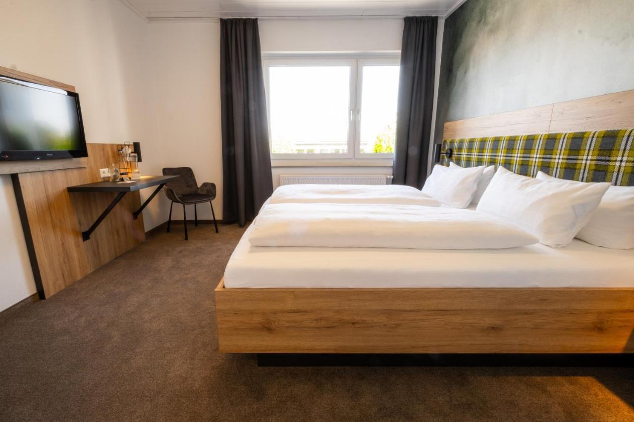 Landgasthof Adler Utzmemmingen Luaran gambar